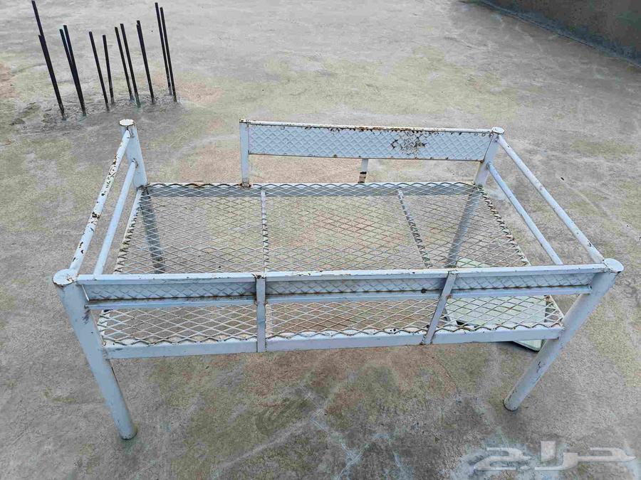 كرسي اطفال للبيع الموقع العارضه طريق المطل التواصل وتساب64612544488451111