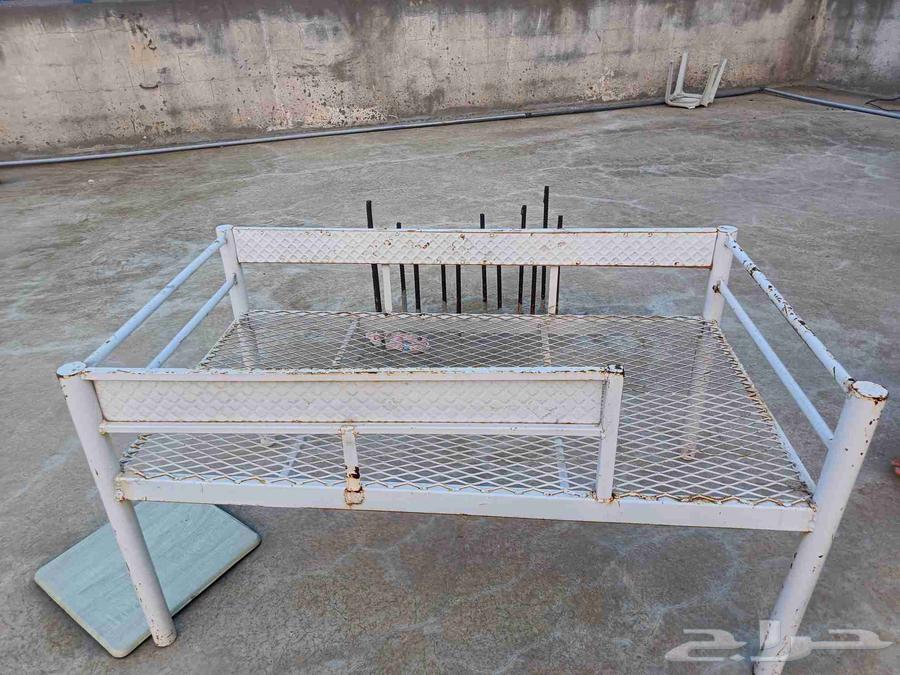 كرسي اطفال للبيع الموقع العارضه طريق المطل التواصل وتساب64612544488451110