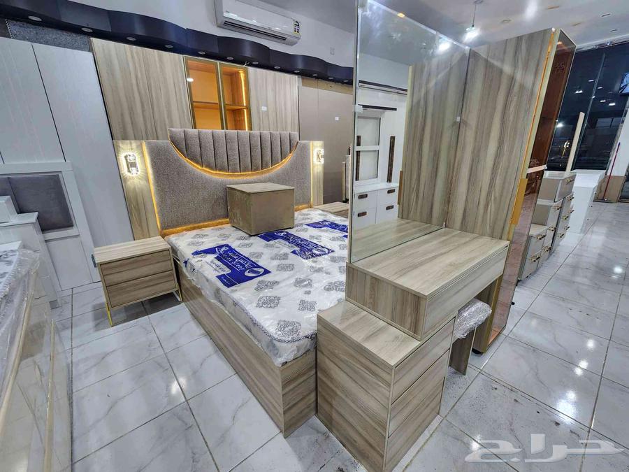 غرفة نوم  امل جديد 7قطعه دولاب 6 باب كمودينه تسريحه بسعر منا64615868187521110