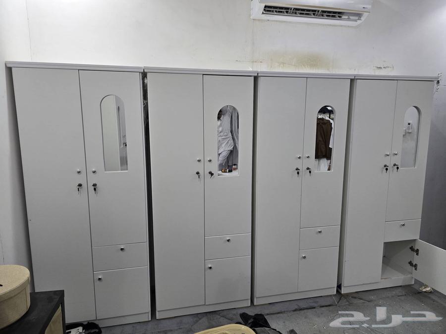 دولاب ملابس خشب بابين الون الابيض و بني جديد64609673151875110