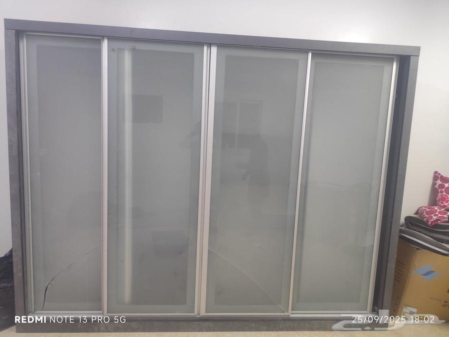 Fouguo installation or new partition room, room divider door, partition for anything, service available64611179605379110