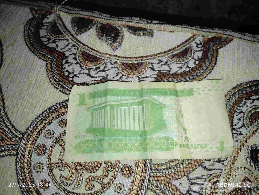 السلام عليكم ريال الملك عبد الله السعر غير محدد ان تواصل معي64613043497473111