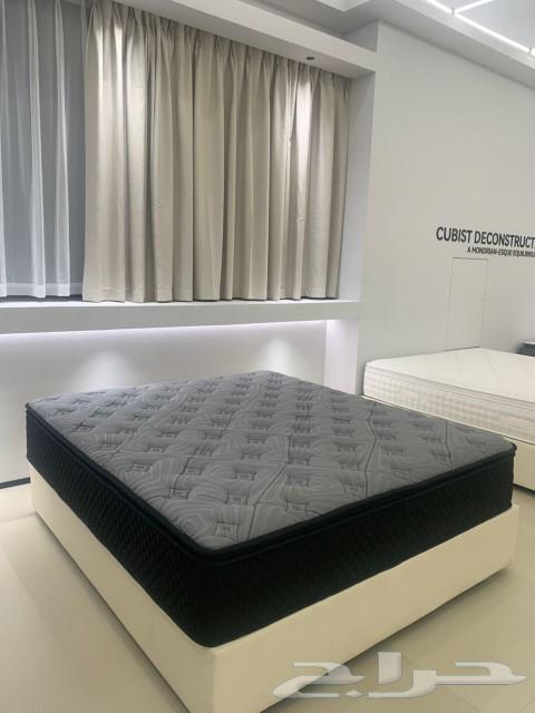 Enjoy a peaceful sleep with a high-quality hotel-grade mattress and comfortable design64608003417985110