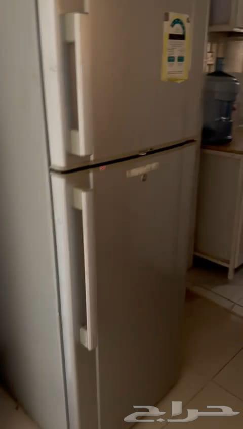 اغراض ممتازه وبسعر لقطه للبيع اليوم بسبب السفر64607966049922111