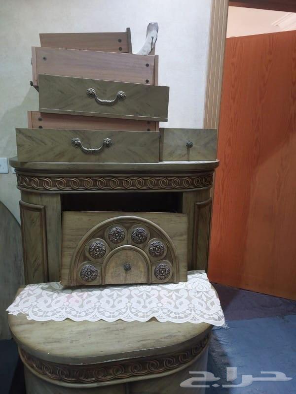 غرفة نوم للبيع مع فرشة عدد 2 واحدة كبيرة واحدة صفيرة64615732352770113