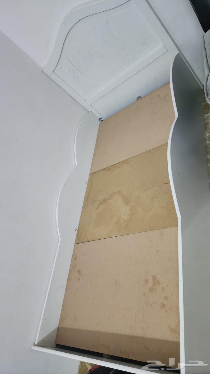 Two high-quality, sturdy wooden children's beds, easy to assemble and disassemble; each bed costs 150 SAR64610691456257110