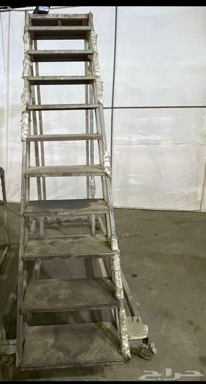Large Stepladder, Price 40064612661918083111