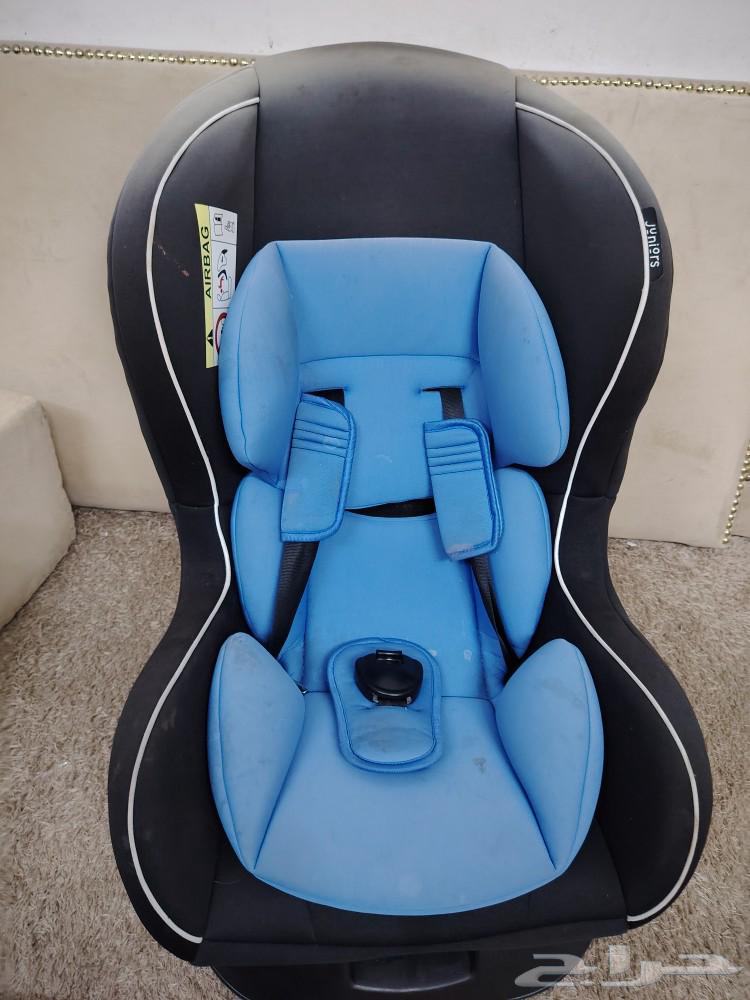للبيع كرسي سيارة للأطفال نظيف و استخدام قليل جدا64613362202883113