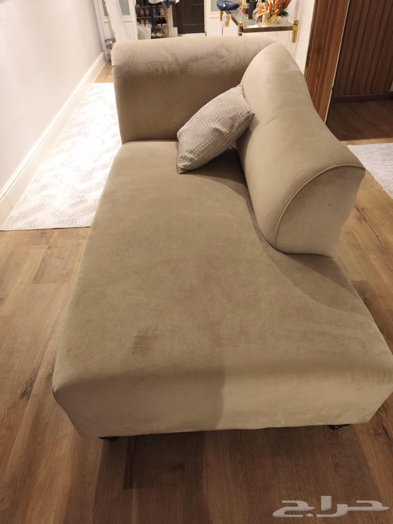 أريكة أو كنبة شبه جديدة للبيع64612474187011112