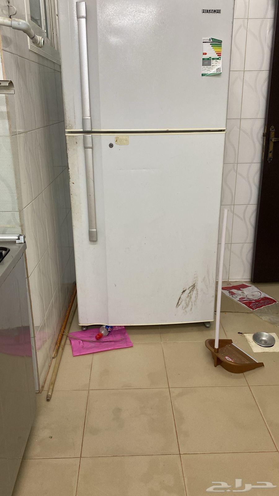 اغراض الشقه للبيع استخدام نضيف على الشرط التواصل64614608831489111