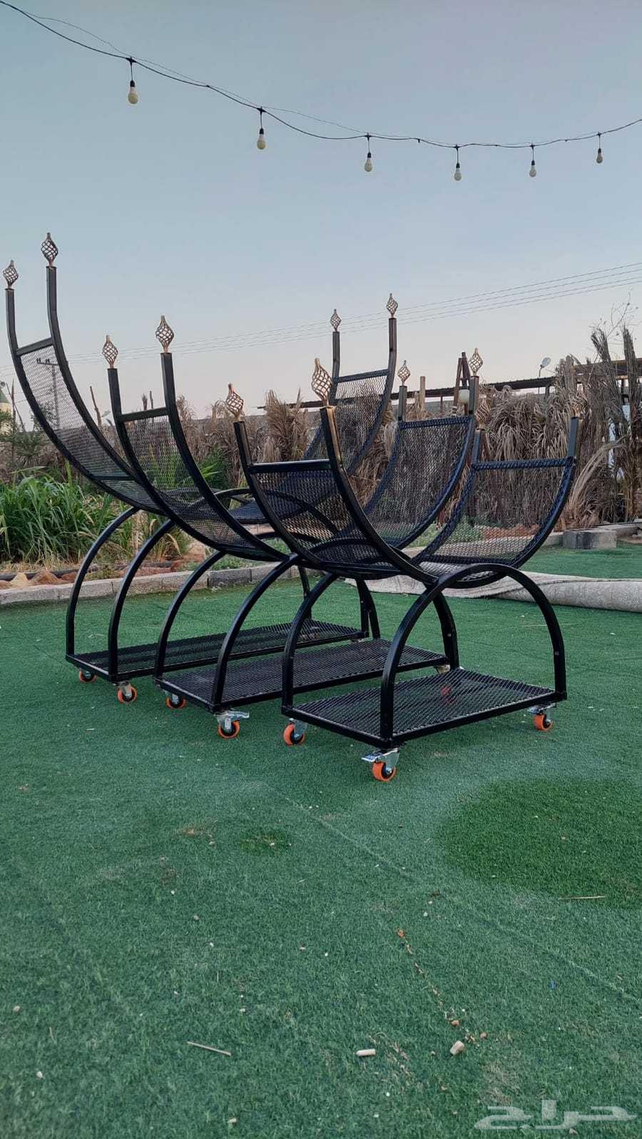 حامل حطب64613765592578113