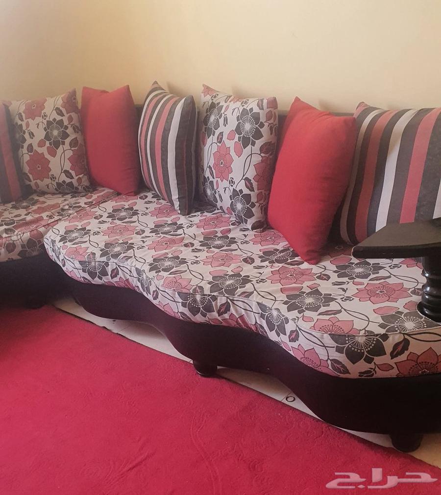 Sofa Set – Only 150 SAR; Fast Sale – I Need to Clear the Room64611716668931110