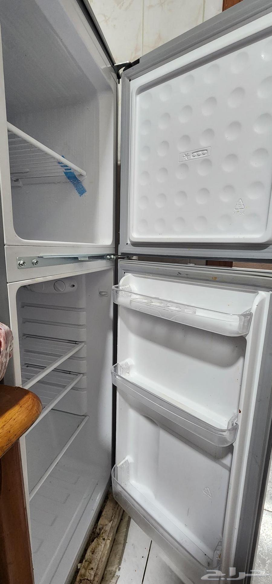ثلاجة جديده استعمال نضيف ب كيسها ما تعاني من اي مشاكل64616091006979113