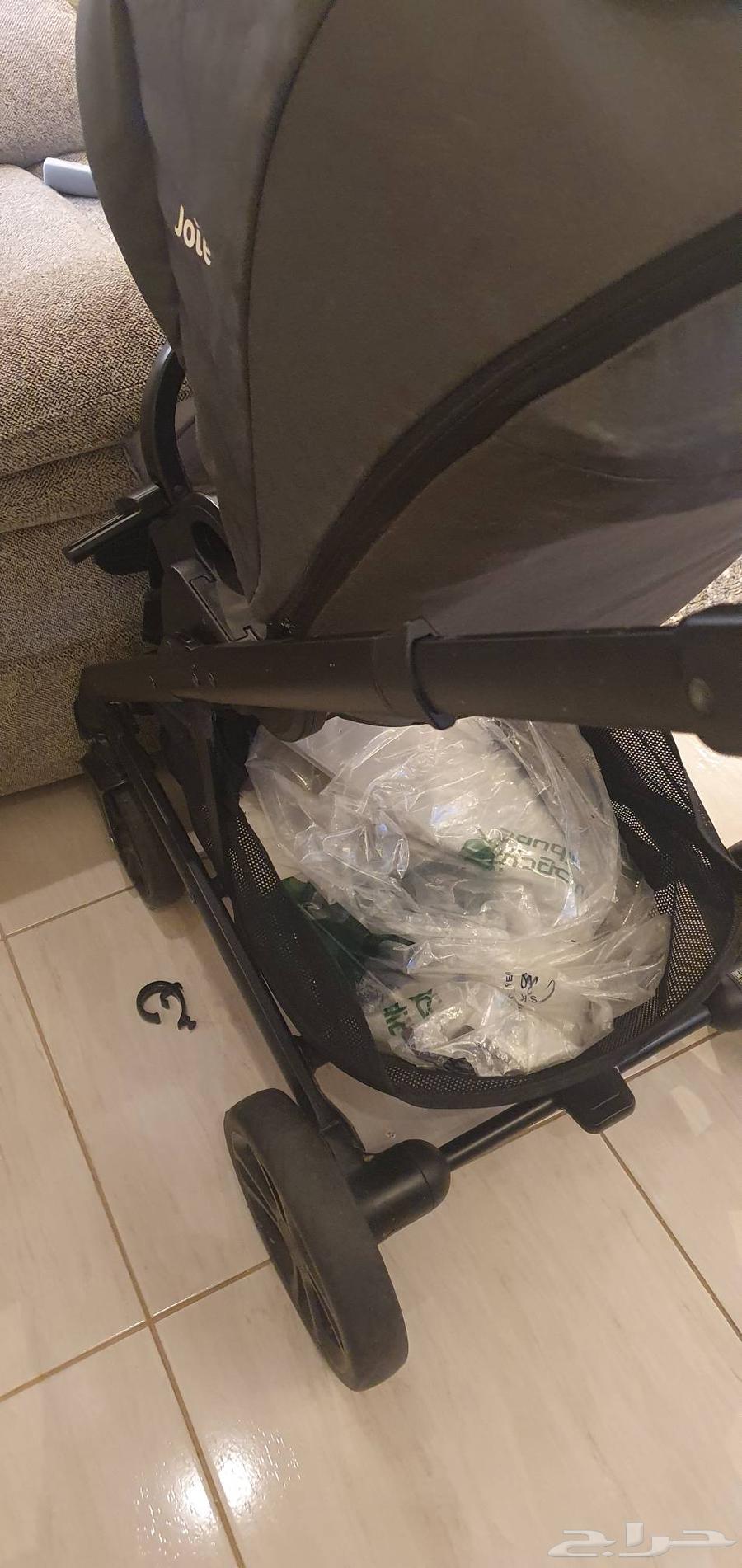 عربه اطفال شبه جديده لايوجد بها اي عيوب سبب البيع ما احتاجها64611766727298114