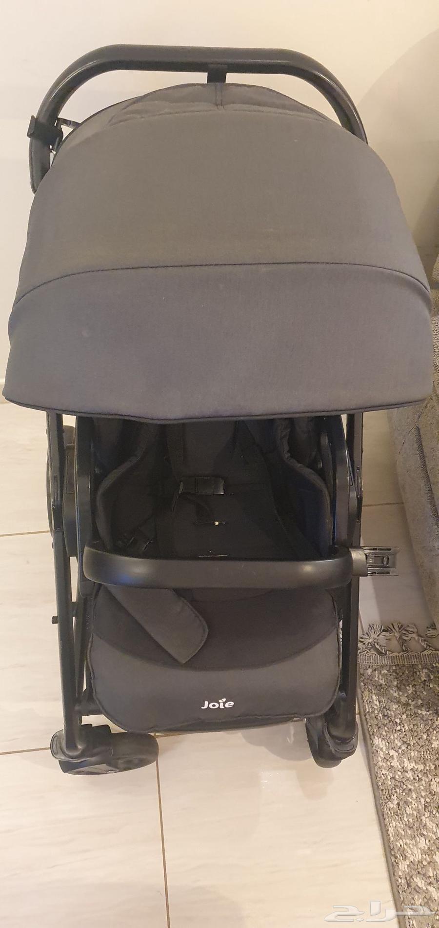 عربه اطفال شبه جديده لايوجد بها اي عيوب سبب البيع ما احتاجها64611766727298111