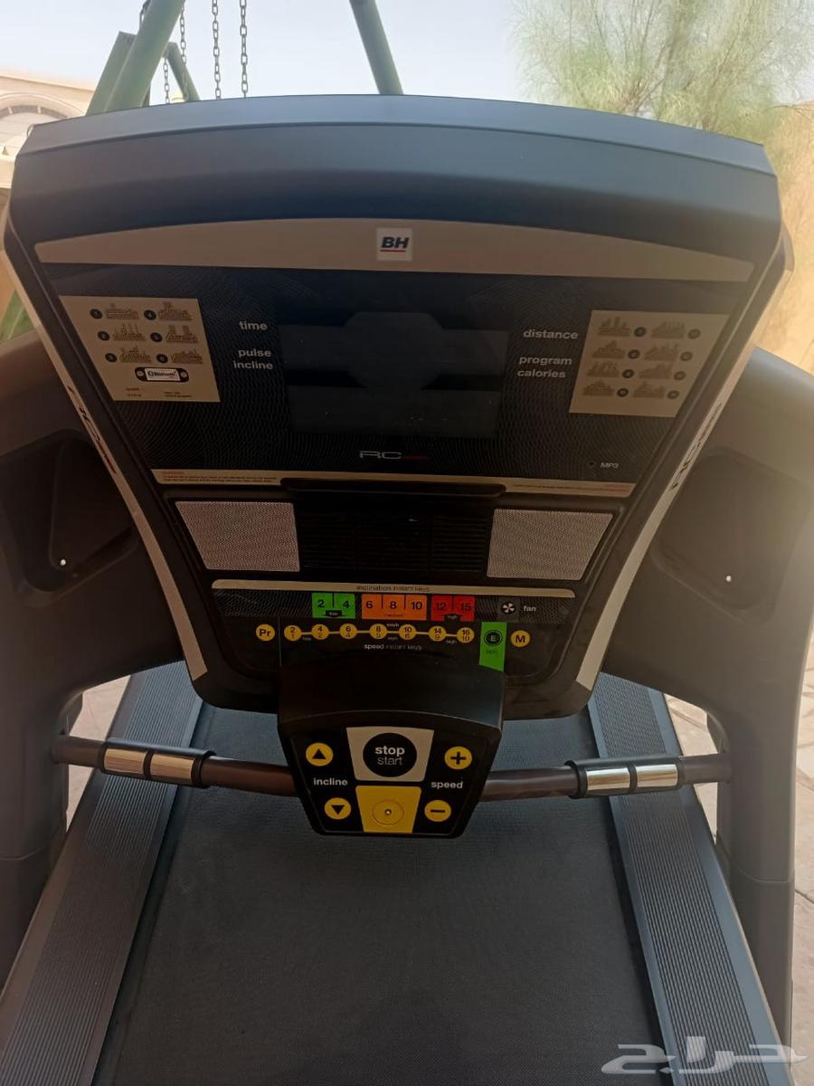 Treadmill64610728954369113