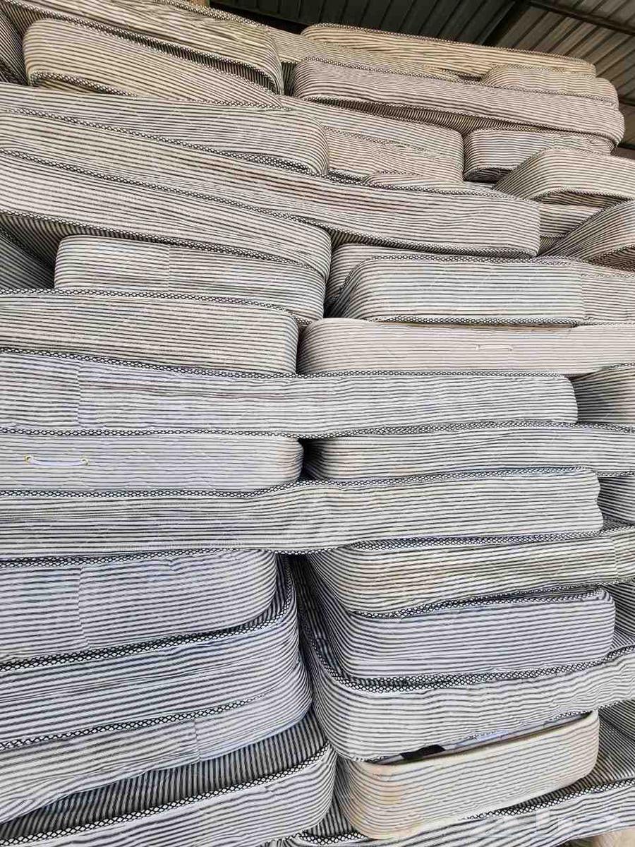 اثاث مستعمل وخشبيات دولاب وكومدينو وراس سرير64608644502915113