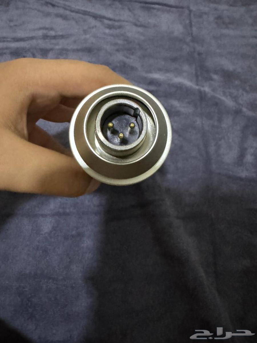 للبيع مايك وجهاز مادري هو كرت صوت او مكسر64611816900995113