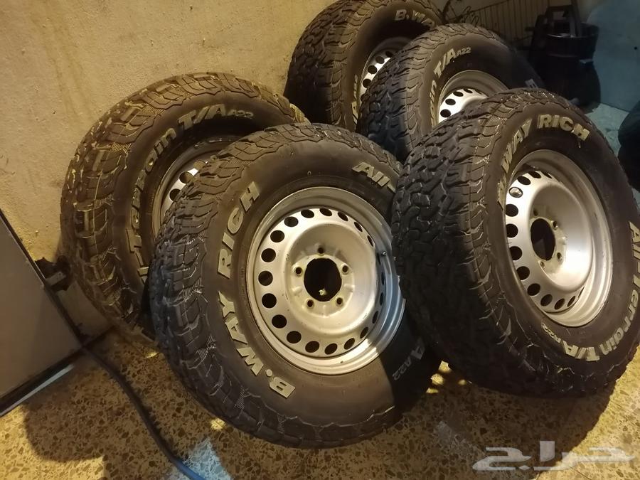 كفرات حجريه نظيفه مع جنوط هلل مقاس 285 70 1764616653482753112