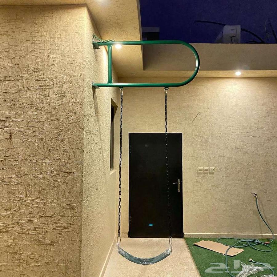 Wall-mounted baby swings – both types available64622066670979114