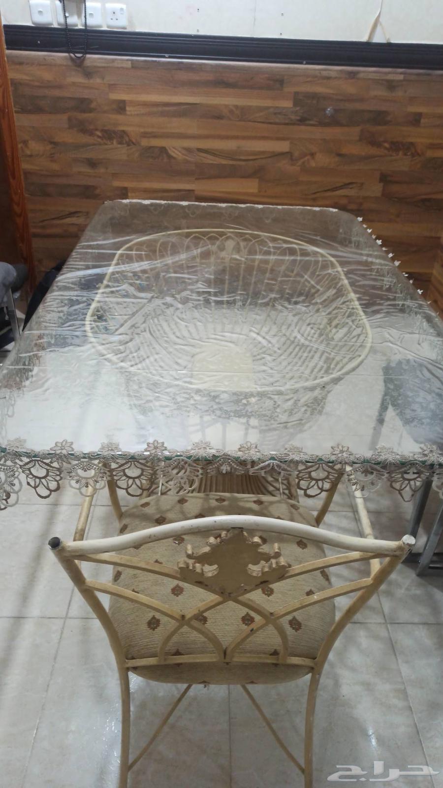 Glass Dining Table with 6 Chairs64622625572995112