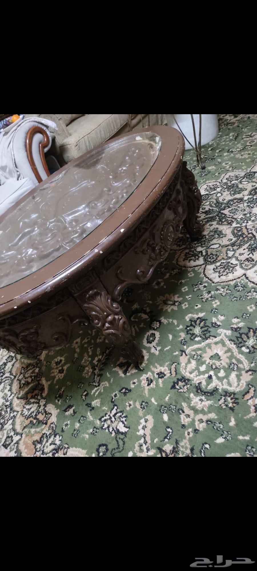 طاولة خشب للبيع64620630614530110