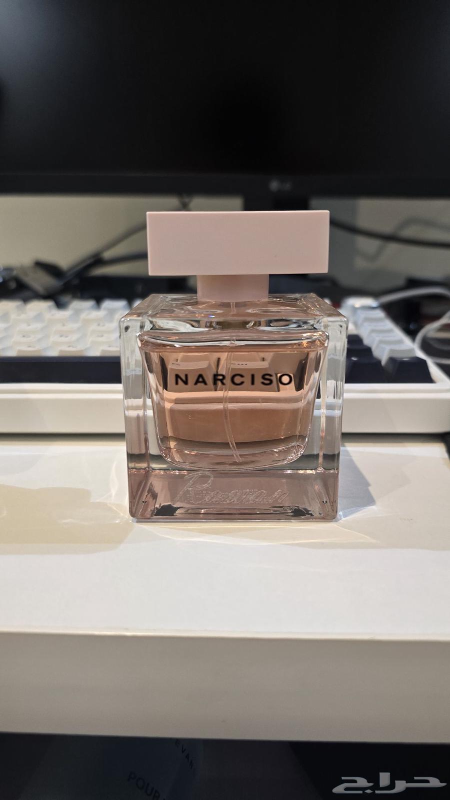 للبيع عطر   Narciso Cristal EDP   90ml   الحالة  شبه جديد64624818377857110
