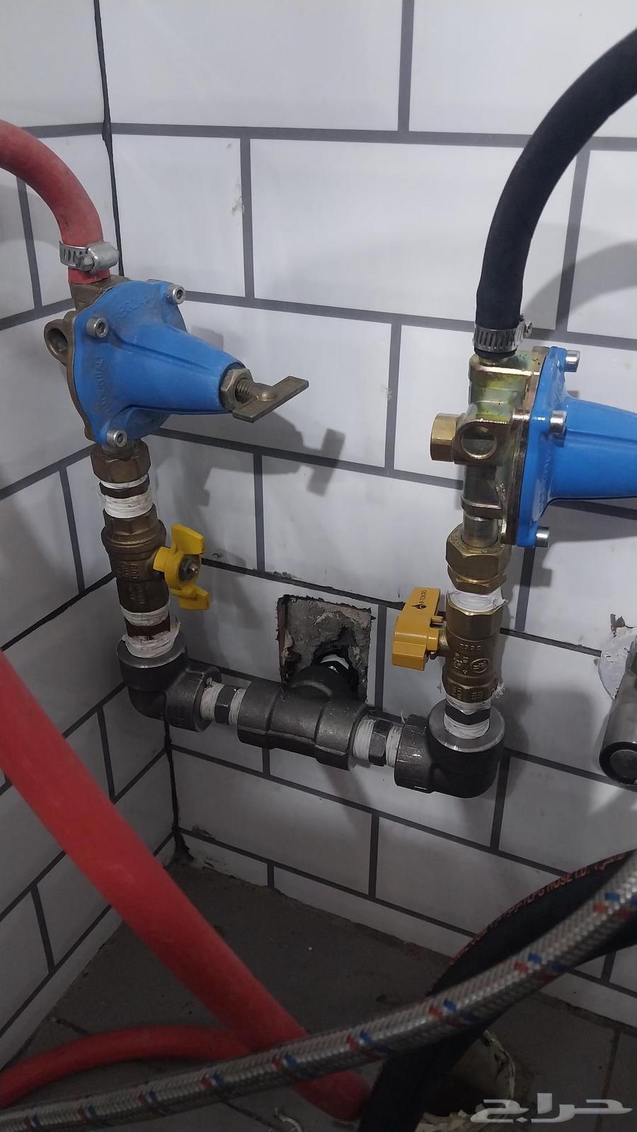 أنبوب غاز البترول المسال عرض ممتاز جدًا.64621129840001110