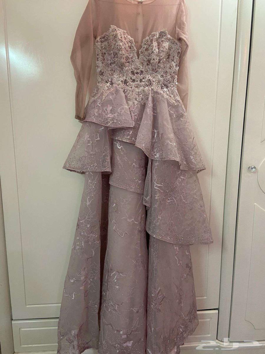 فساتين فخمه للبيع وانشاء الله مانختلف معا احد وكلها نضيفه64617478093954110