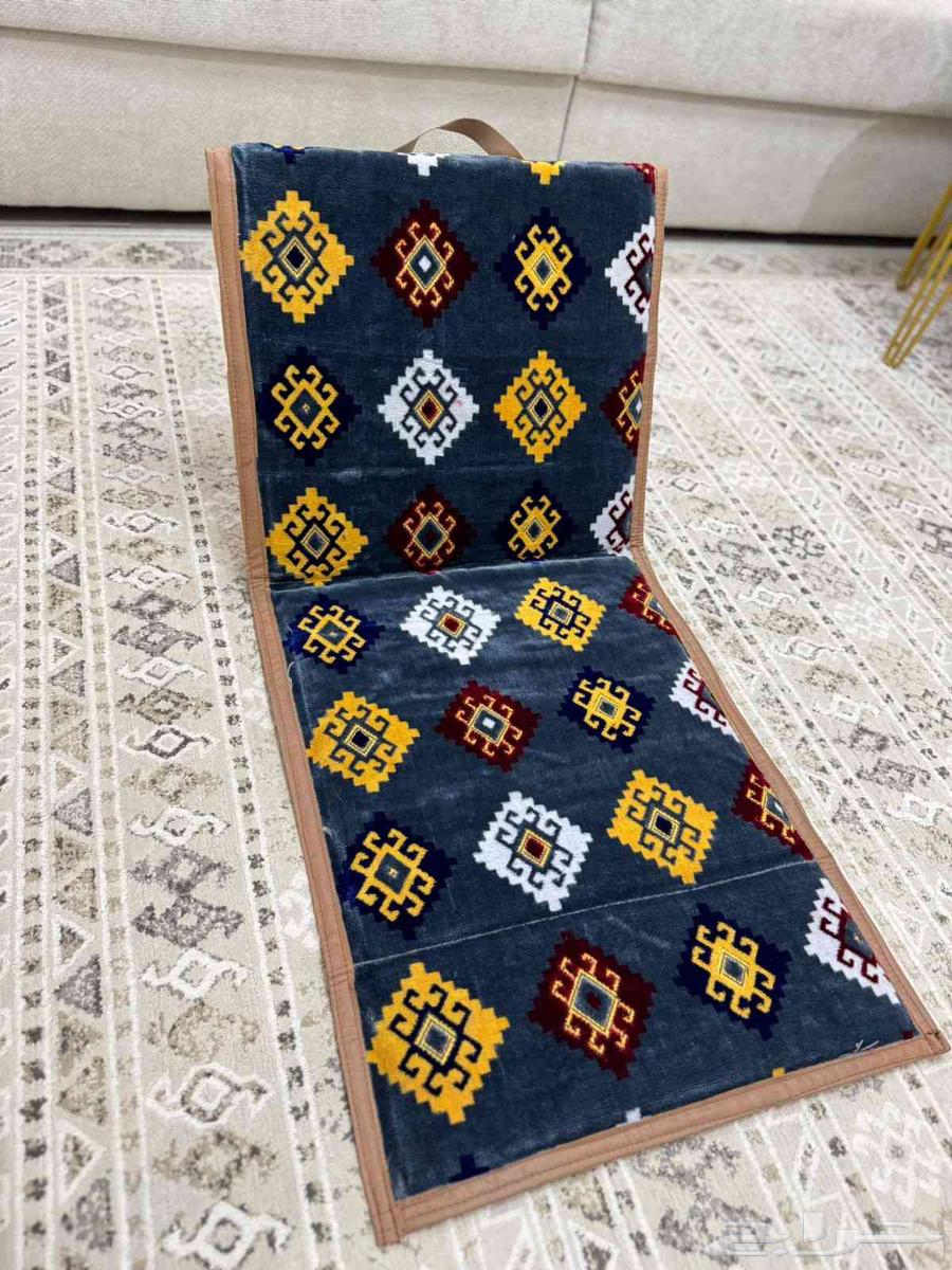 Single-Person Ottoman with Baklava Pattern64622737611393112