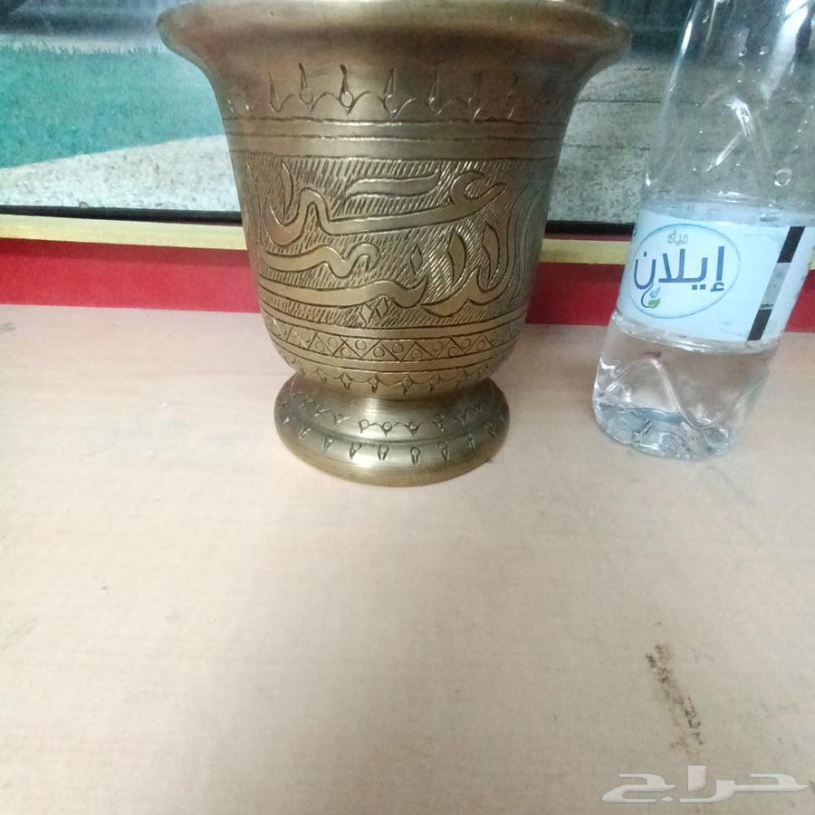 نجر سوري قديم عليه كتابه نادره64617800376450110