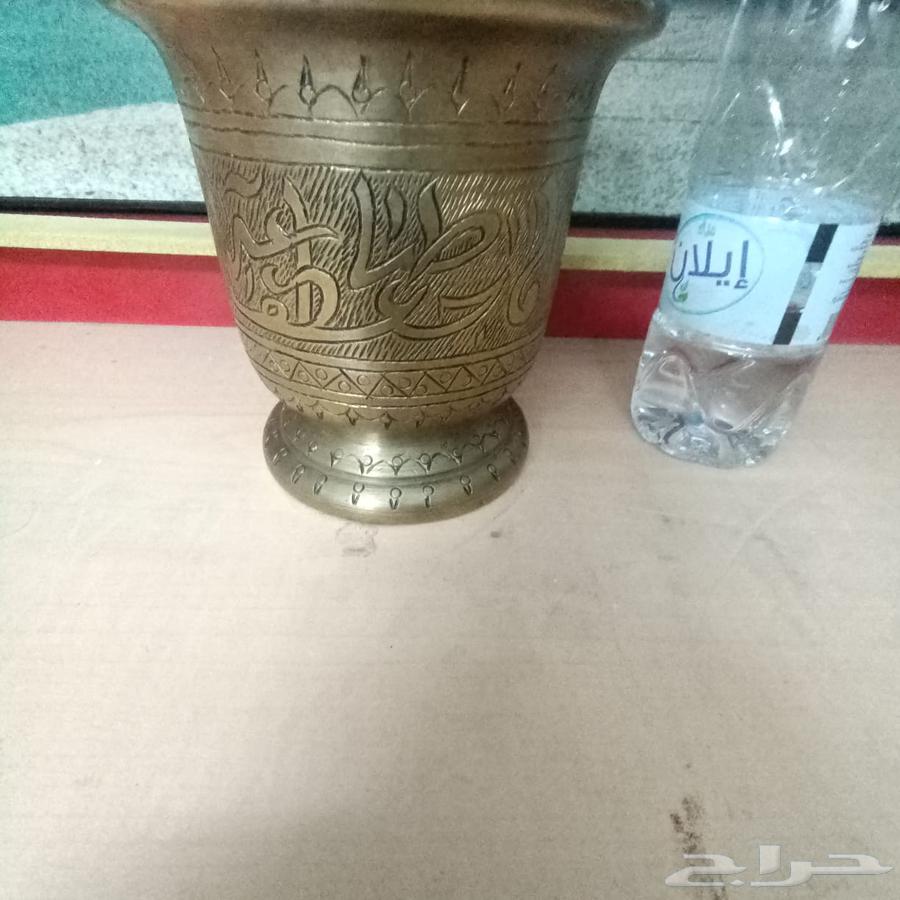 نجر سوري قديم عليه كتابه نادره64617800376450112