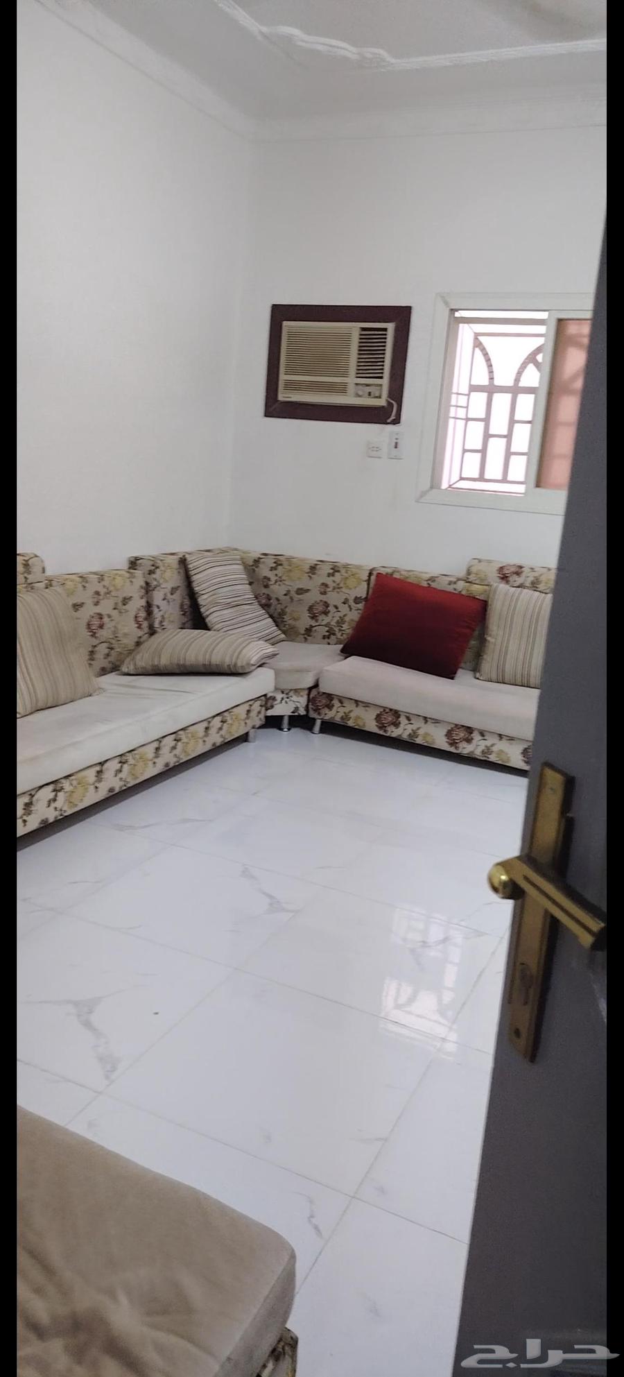 جلسه للبيع64624769084545113