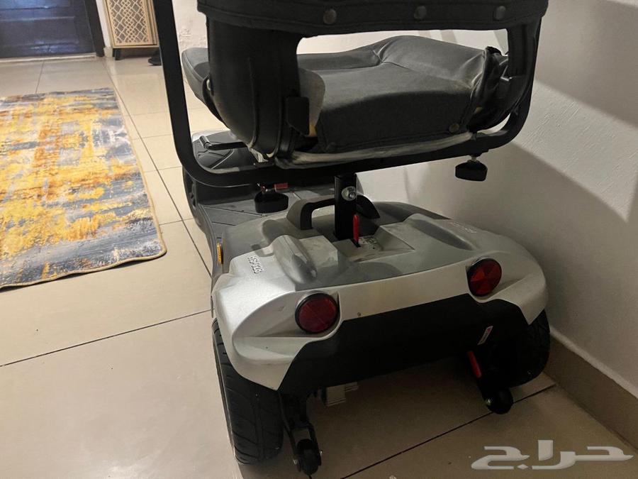 عربية متنقلة كهربائية لكبار السن و ذوي الاحتياجات64621229789954112