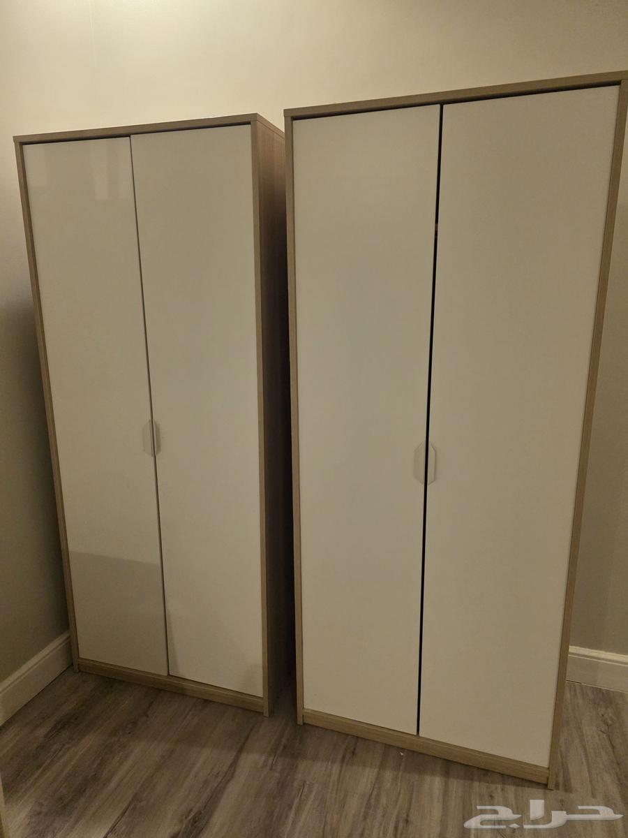 دولاب ايكيا ومكتب صغير64623716438274110