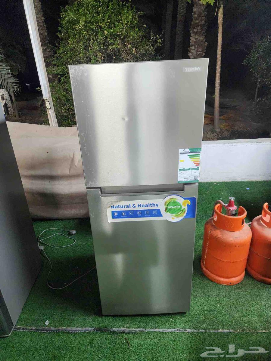 2 Refrigerators with Freezer (Top-Freezer and Bottom-Refrigerator), Used, Cleanly Used64624695522305113