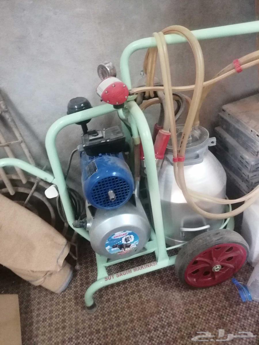 حلابه أبقار من شركه EMIRSAN التركيه64620642831107110