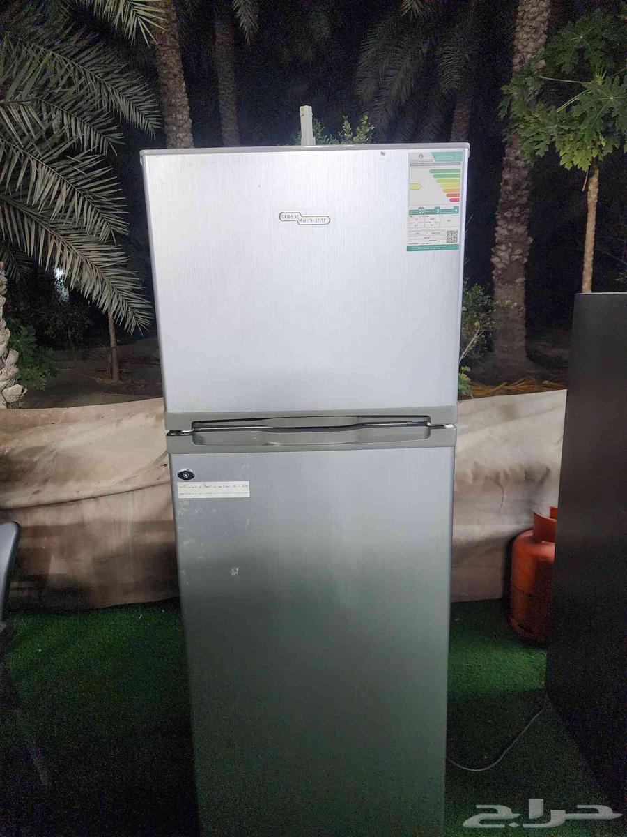 2 Refrigerators with Freezer (Top-Freezer and Bottom-Refrigerator), Used, Cleanly Used64624695522305114