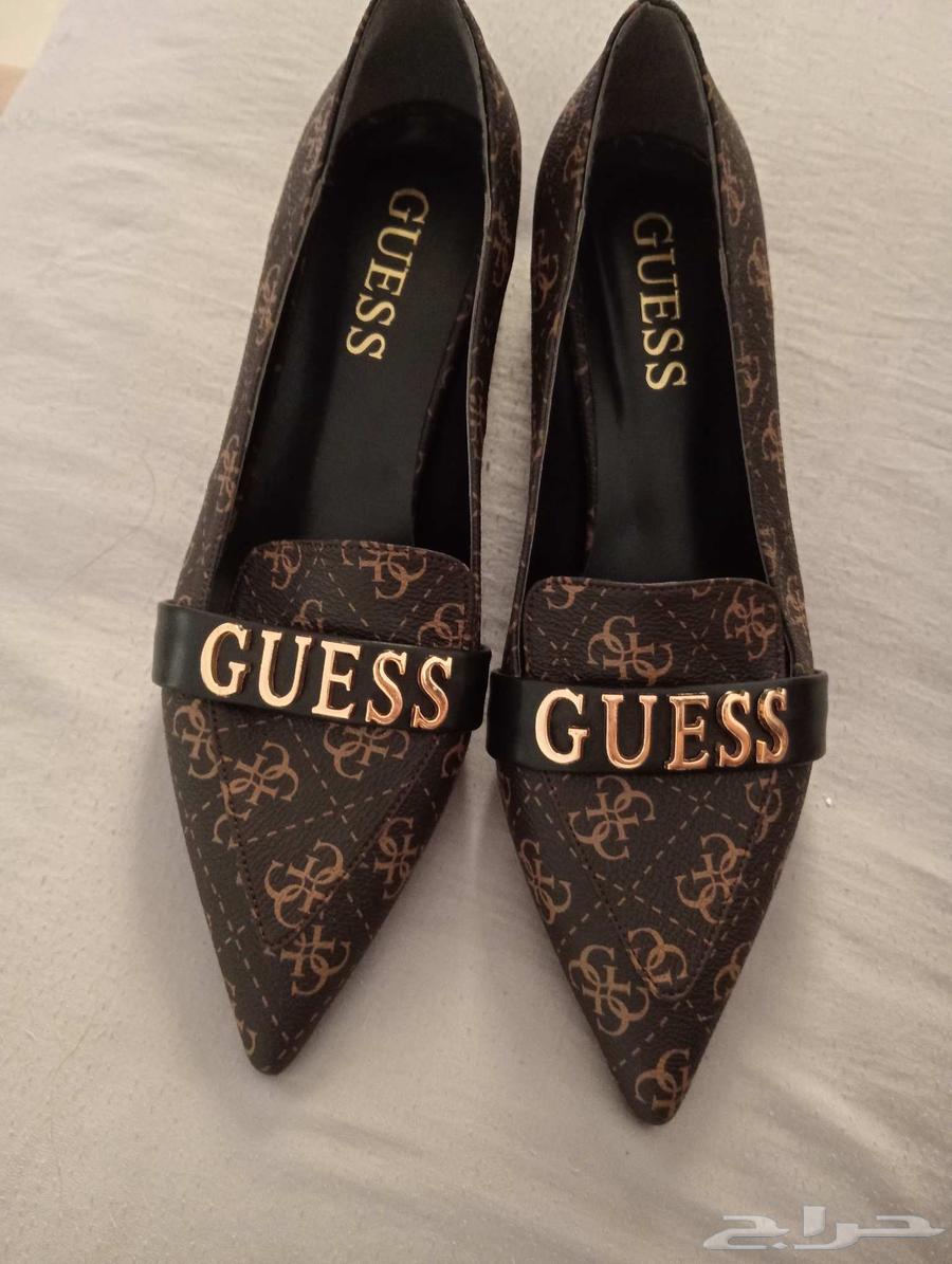 جزمه ماركه معروف في الصوره للبيع المقاس3764621517612803111