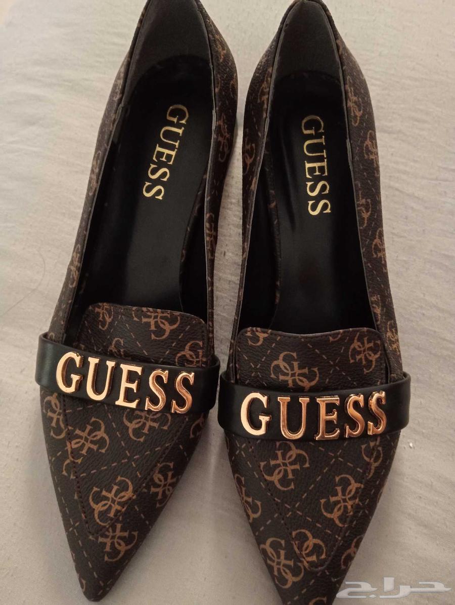 جزمه ماركه معروف في الصوره للبيع المقاس3764621517612803110