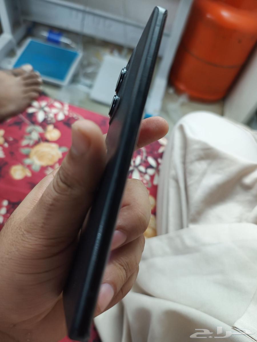 Motorola Edge 40 8 GB + 256 GB64616852687106110