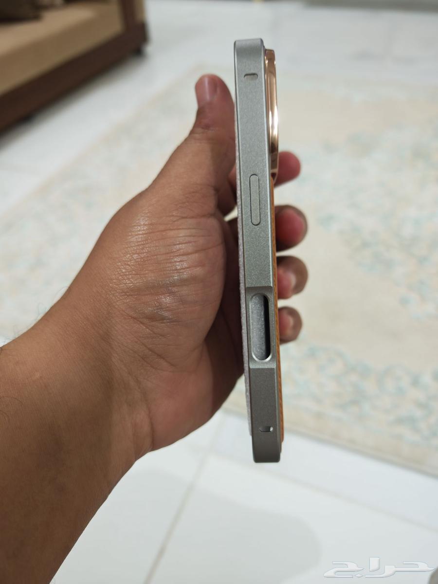 للبيع جراب ايفون 16 برو64621030243841112