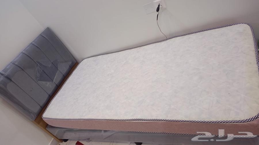 عزال اوضه مكونه من سرير   دولاب   مكتبين  كرسي  سجاده64623887975553110