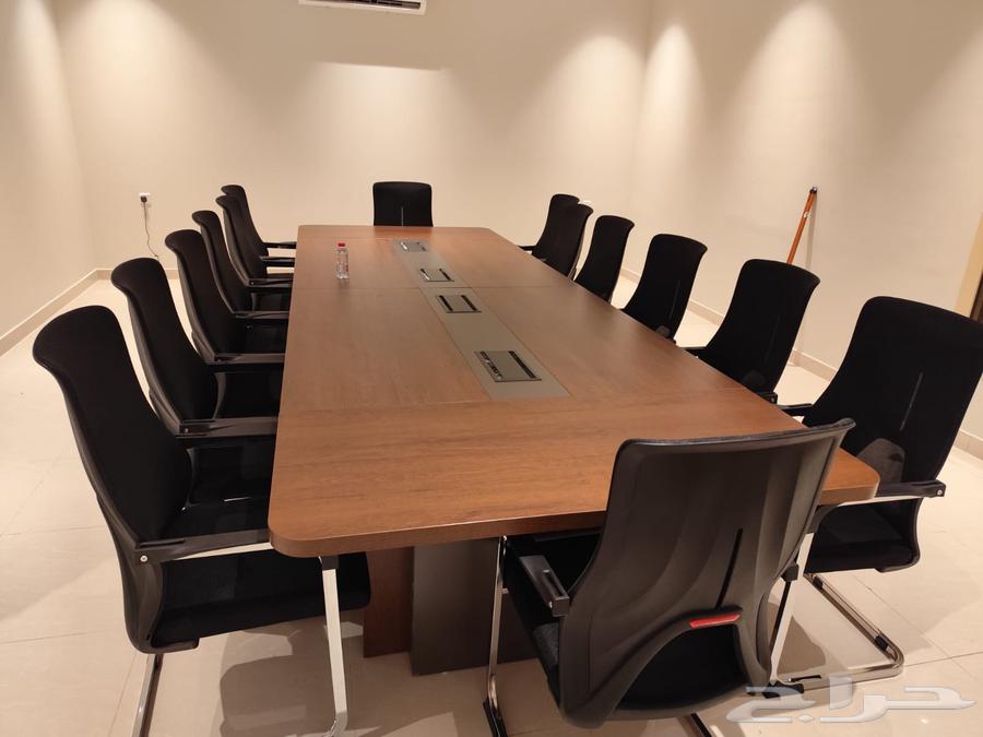 Luxury Meeting Table, Executive Desk Set, and Swivel Chairs64619009402114110