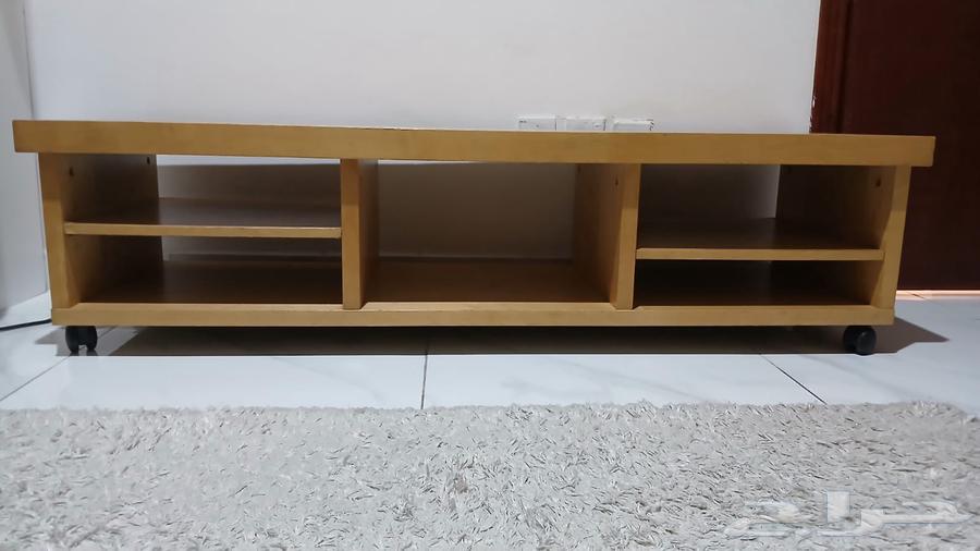 طاولة خشب تلفزيون مستخدم للبيع64621654482561113