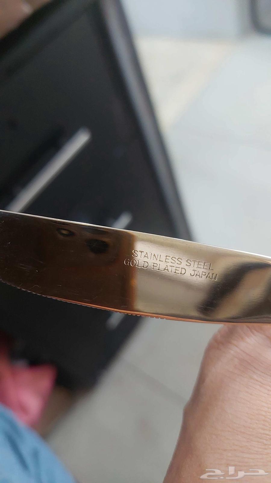 سكاكين مطلي بالذهب بيعة من قصر64618904699651113