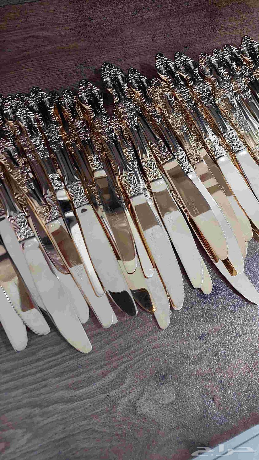 سكاكين مطلي بالذهب بيعة من قصر64618904699651110