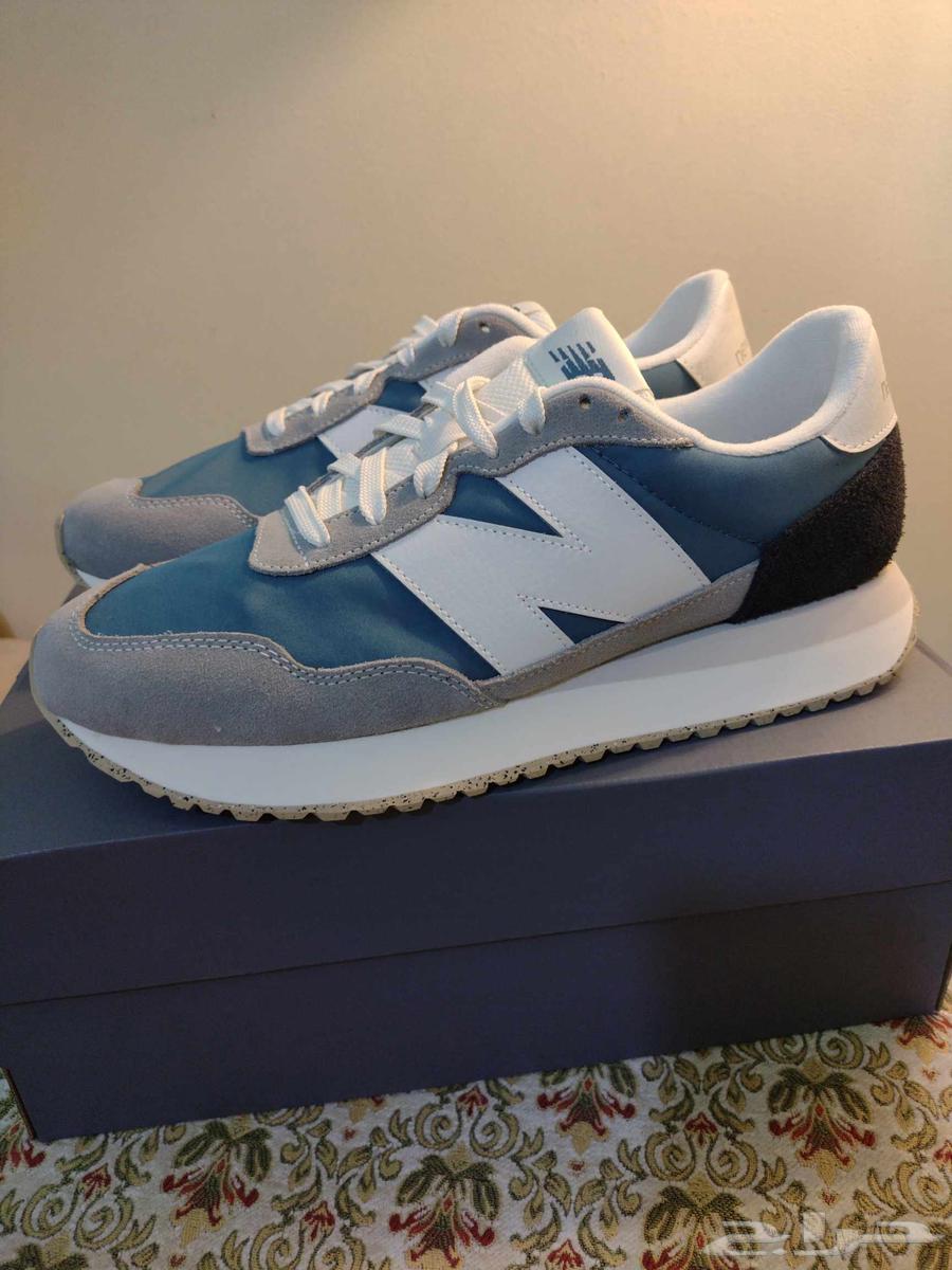 شوز نيوبالانس 237 مقاس 44 اصلي جديد64616369925378110