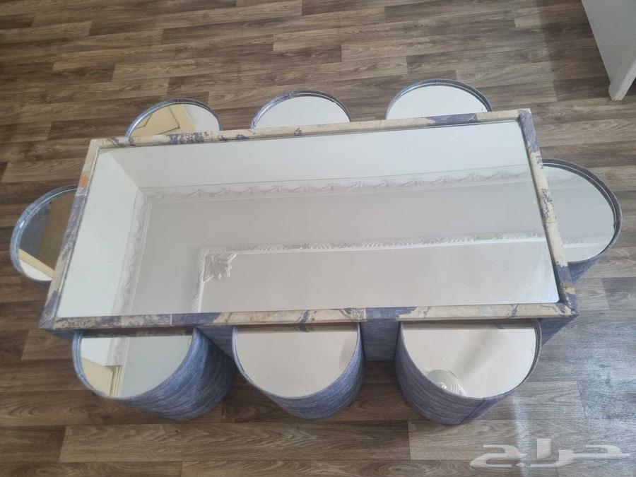 طاولة وحده كبيرة و6 خدمة ع 250 ريال64623281533315110