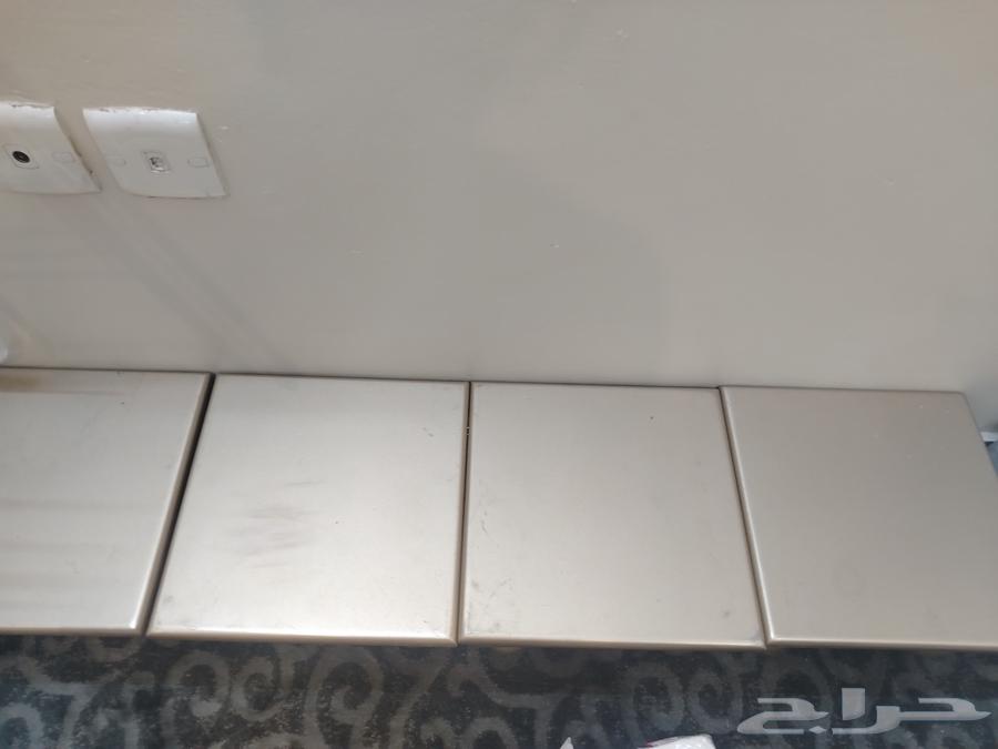 مجلس ارضى للبيع مع الستاره والطاولات والسجاده64624119693186113